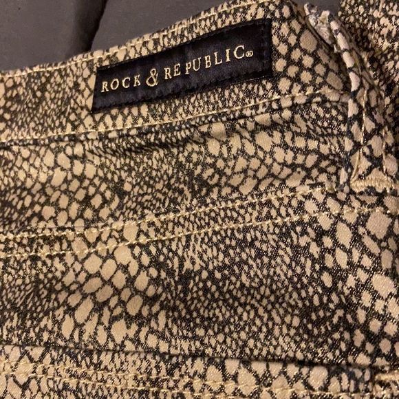 Rock & Republic Berlin Snakeskin Metallic Pant - Picture 6 of 9
